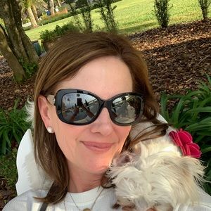 Meet your Posher, Helen